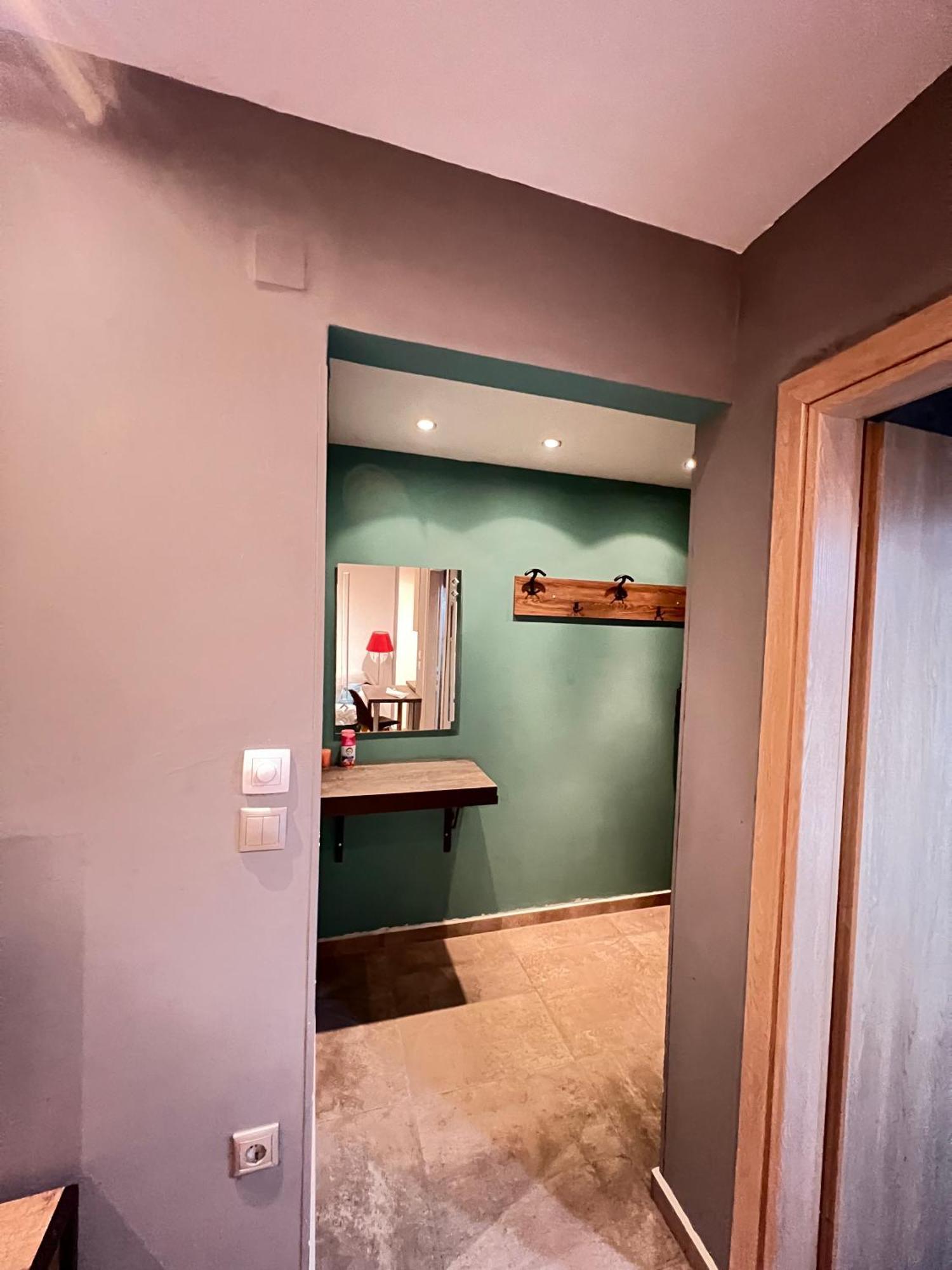 Modern Apartment In The Heart Of The City Alexandroupoli Bagian luar foto