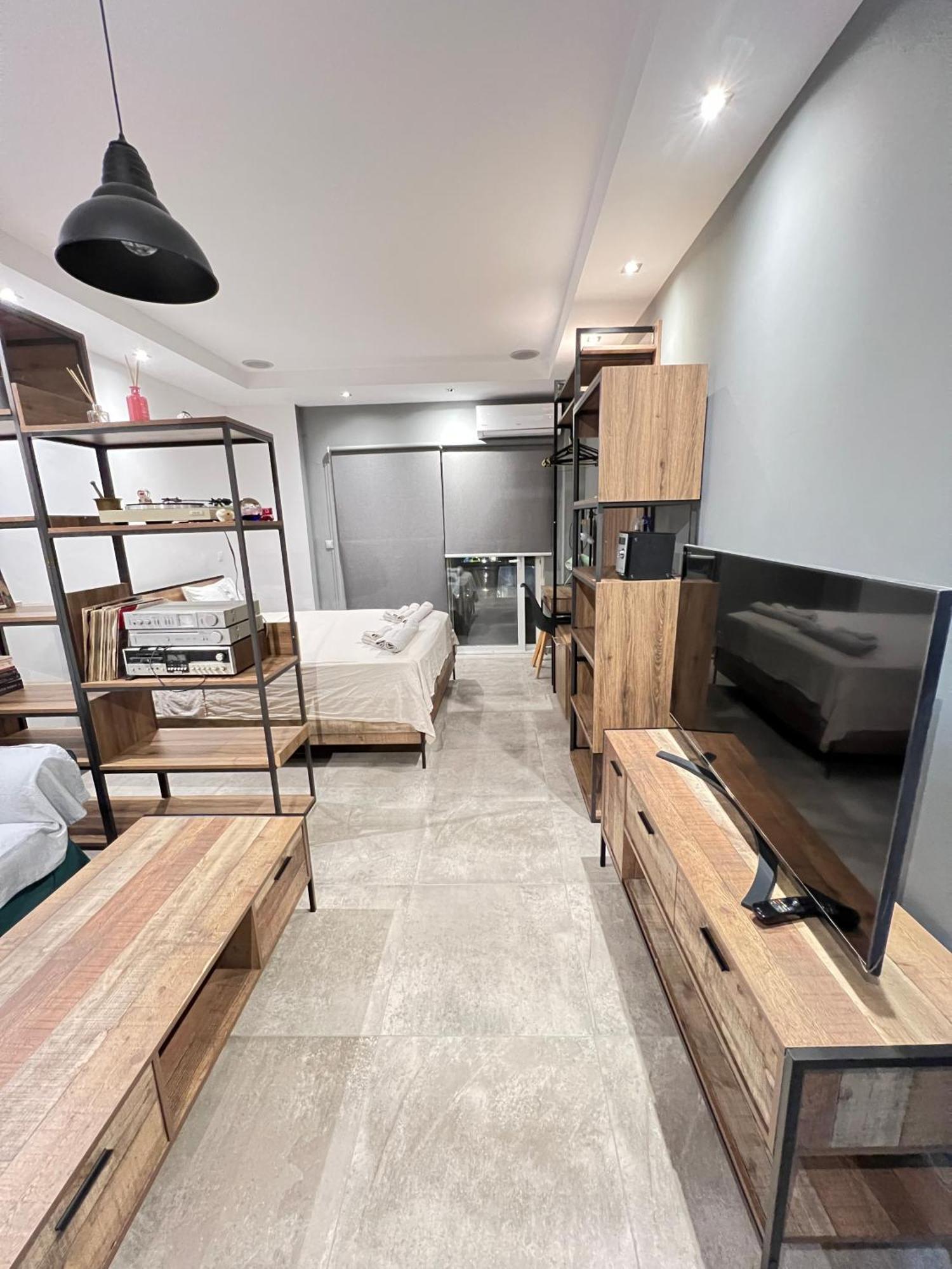 Modern Apartment In The Heart Of The City Alexandroupoli Bagian luar foto