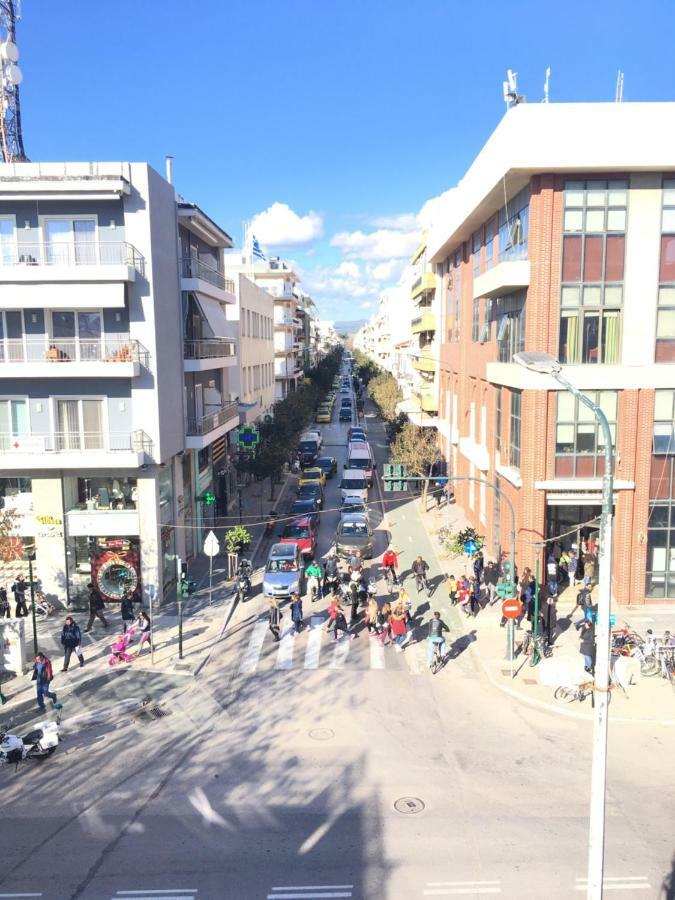 Modern Apartment In The Heart Of The City Alexandroupoli Bagian luar foto